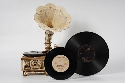 Puzzle 3D Gramophone Classique, Rokr