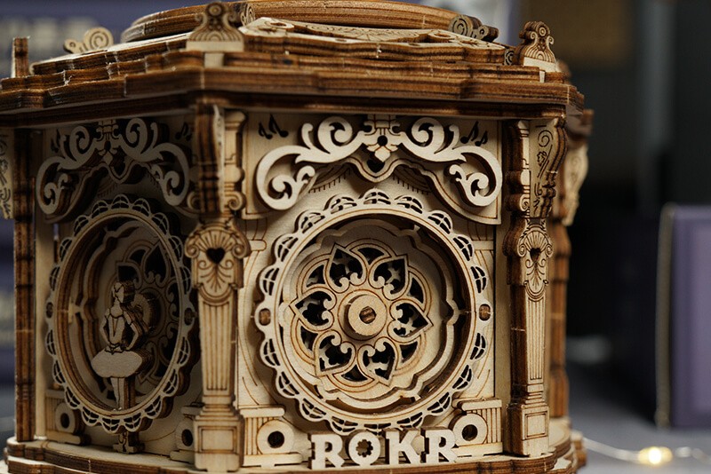 Boîte jardin secret musicale