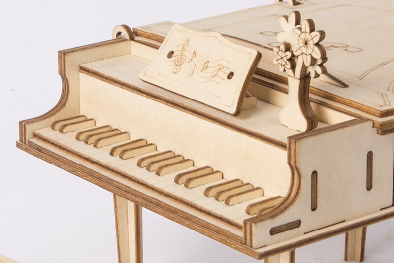 Grand piano